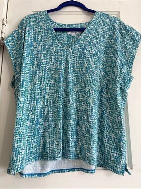 Chico's Aqua Teal Mosaic V-Neck T-shirt, Chico’s size 3